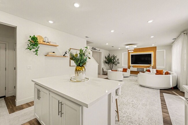 Building Photo - Newer Home Available in Tracy Hills