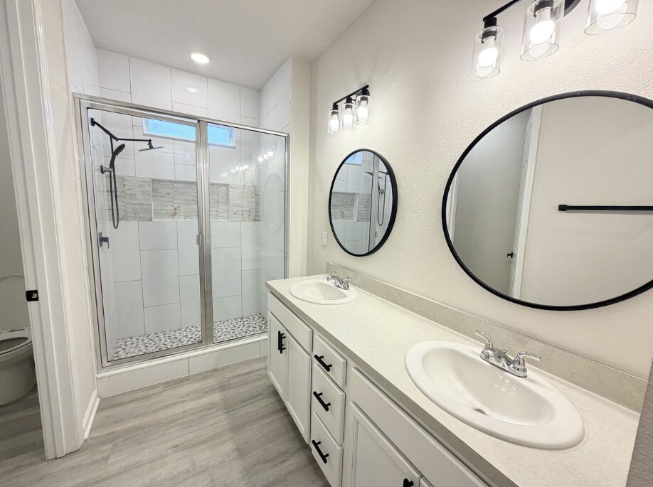 Building Photo - 162 Cedar Elm Way