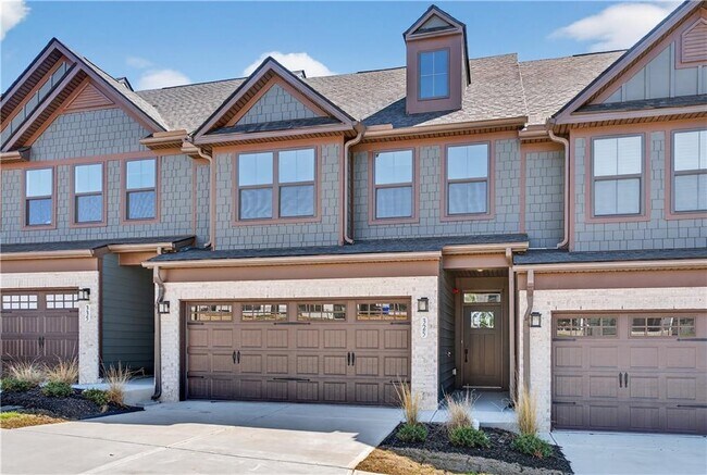 Building Photo - 325 Enchanted Ct