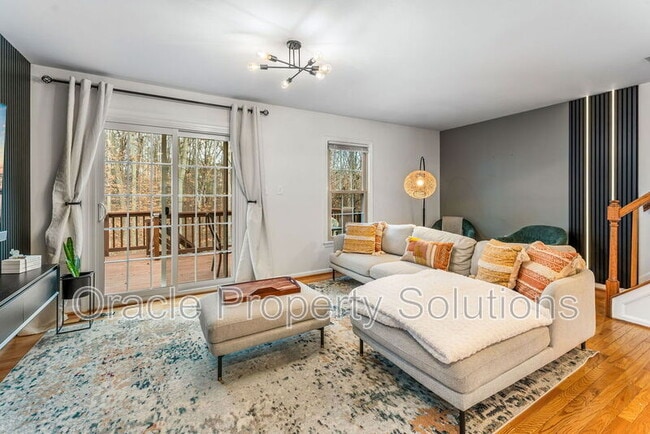 Building Photo - 5461 Grove Ridge Way