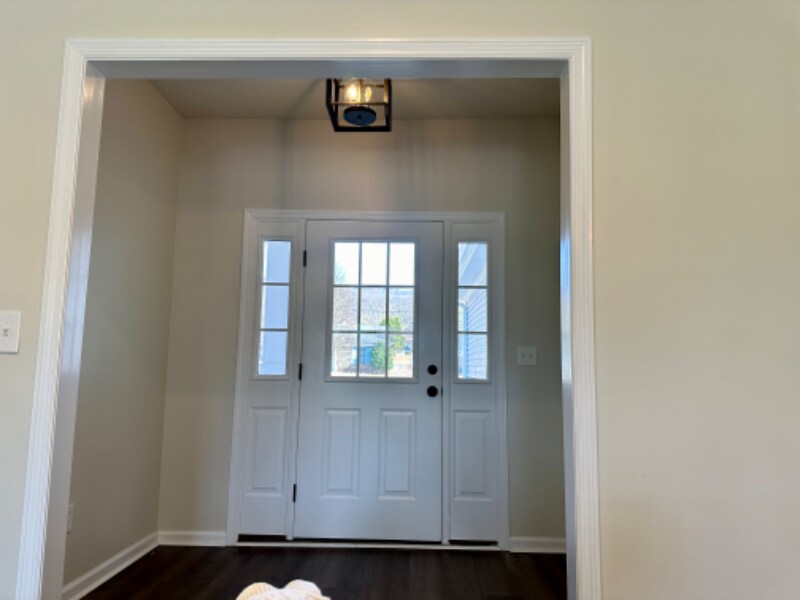 Building Photo - 1100 Kinsey Dr SE