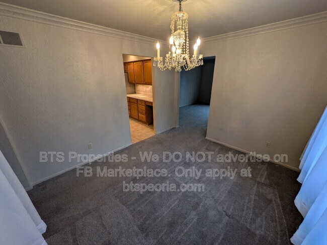 Building Photo - 3224 W Westport Rd
