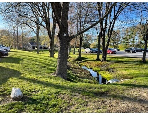 Building Photo - 500 Colonial Dr