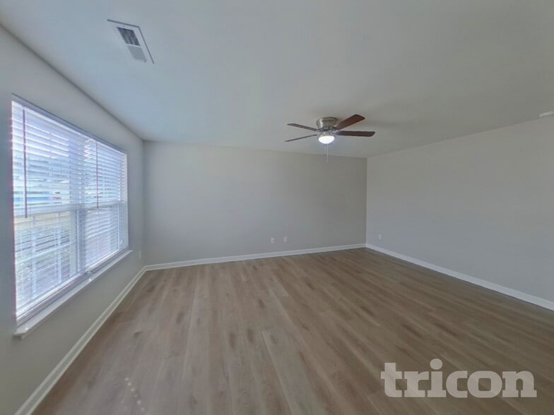 Building Photo - 9339 Bradstreet Commons Way