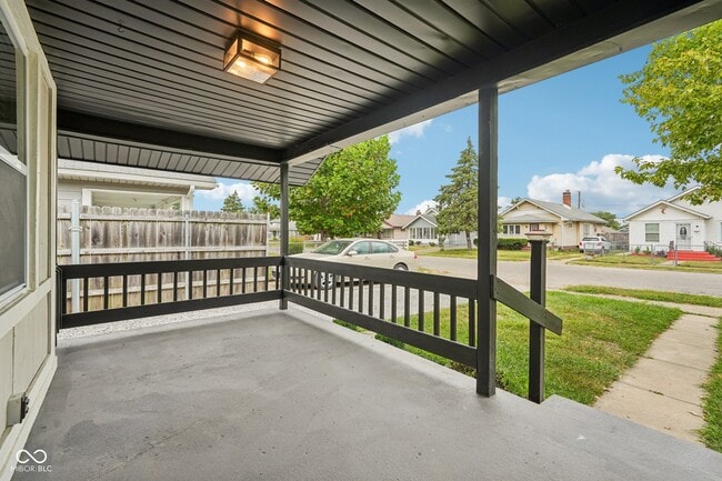 Building Photo - 3847 Hoyt Ave