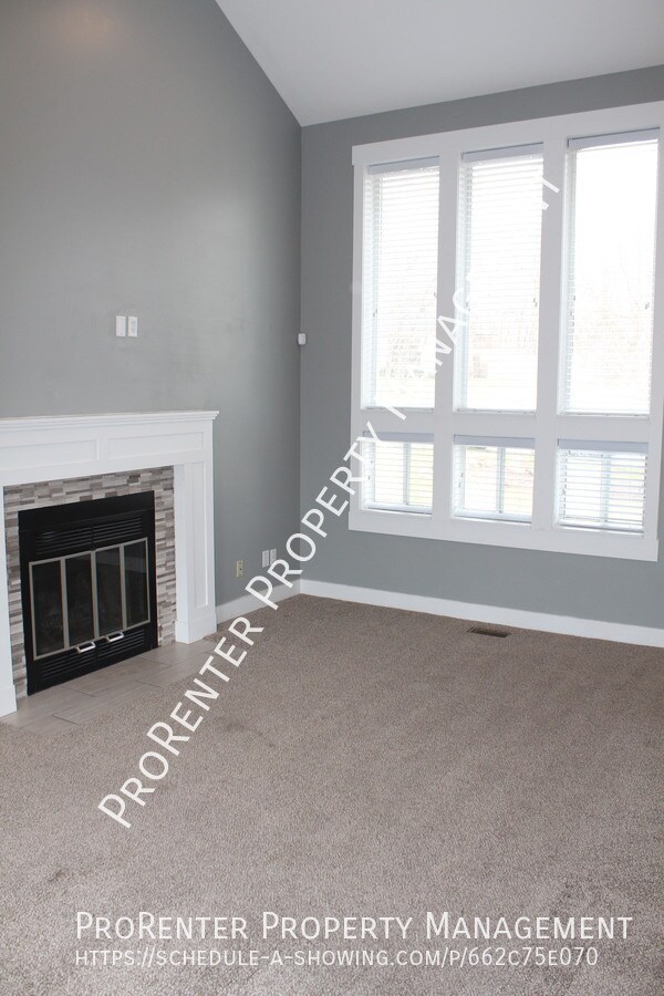 Building Photo - 8130 Deer Run Way