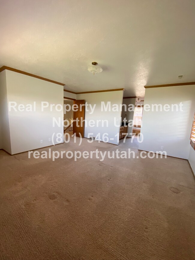 Building Photo - Beautiful Bountiful Home on the Bench Coming Soon!