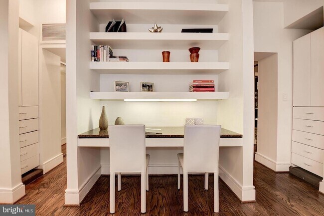 Building Photo - 1715 15th St NW