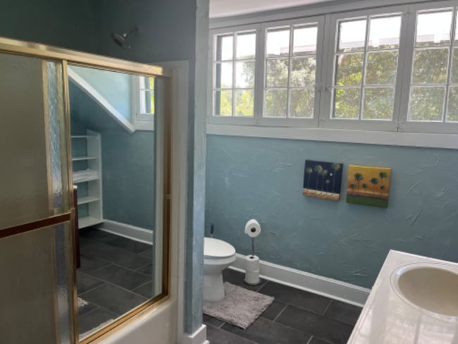 Building Photo - 22985 High Ridge Rd