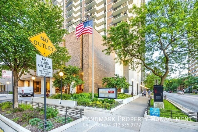 Building Photo - 6033 N Sheridan-Unit 35D