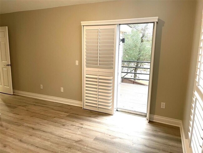 Building Photo - 3307 Golden Trails Dr