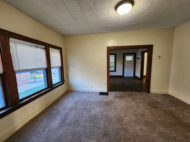 Building Photo - 3D Tour Available - Close to KSU Campus + ...