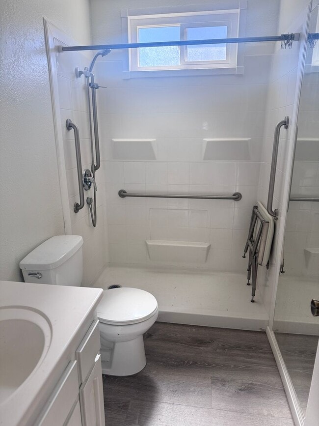 Building Photo - Must be 55 years of age or older to rent