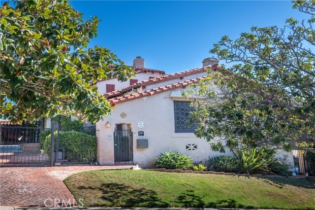 Building Photo - 1846 Holmby Ave