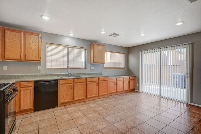 Building Photo - Coming Late November 2025 - Beautiful Hous...