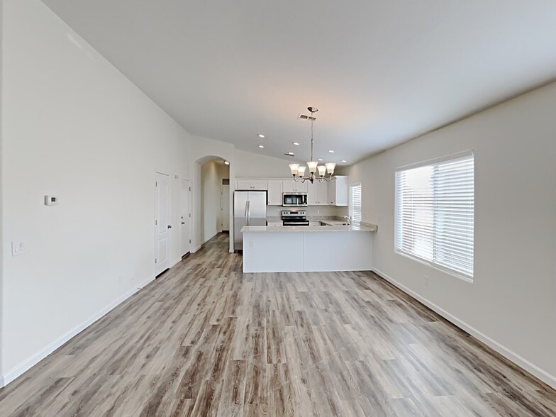 Building Photo - 35042 N Aubrac Cir