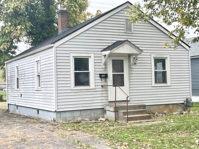 Building Photo - 2110 Ratcliffe Ave