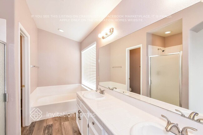 Building Photo - 1638 Rio Bravo Dr