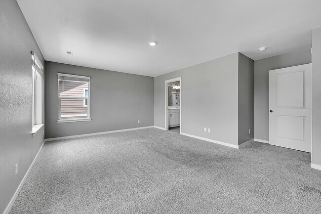Building Photo - $2,995.00, 4 bedrooms, 2.5 baths with a bi...