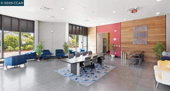 Building Photo - 42111 Osgood Rd