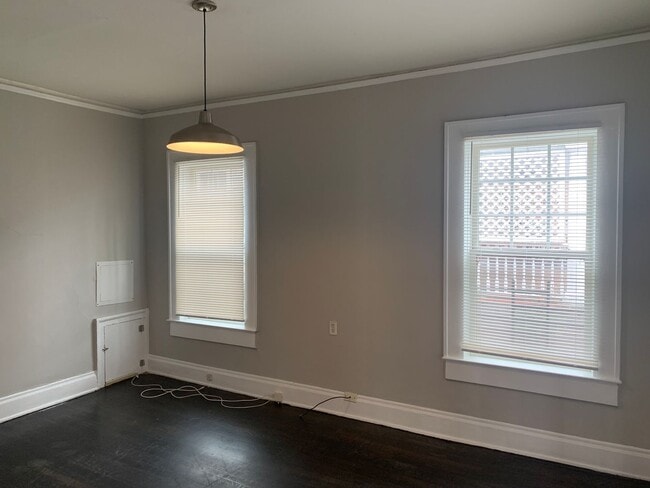 Building Photo - Beautiful 2 Bedroom in Poncey Highlands!