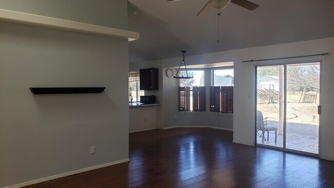 Building Photo - 33 Mustang Rd