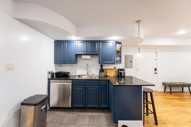 Building Photo - 234 70th St