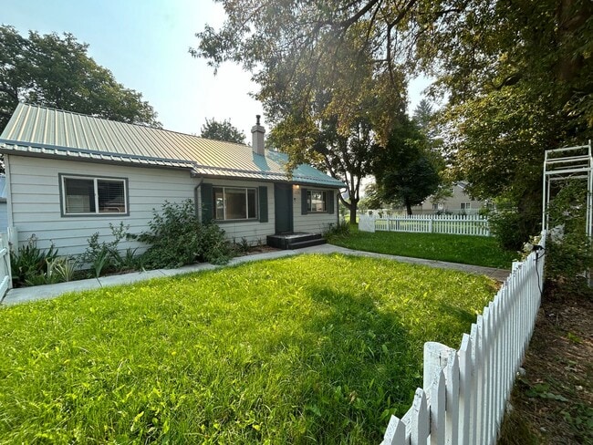 Building Photo - 234 Werth Ln