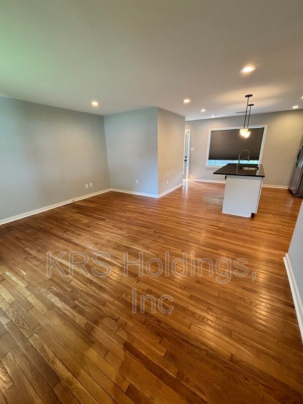 Building Photo - 1406 N 32nd St