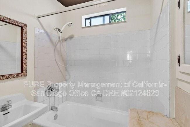 Building Photo - 3705 1st Ave