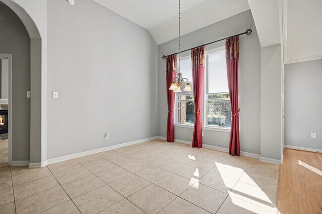 Building Photo - 2891 Tuscania Ln