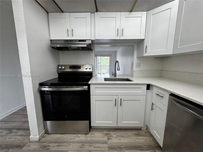 Building Photo - 2800 NW 56th Ave