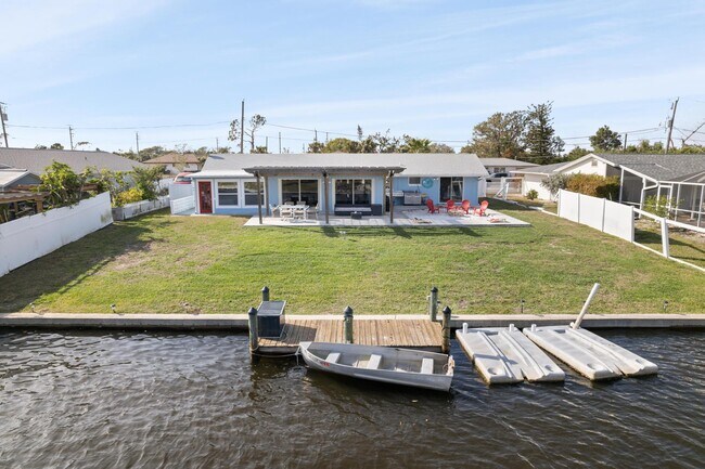 Building Photo - 121 Carlisle Ave NW