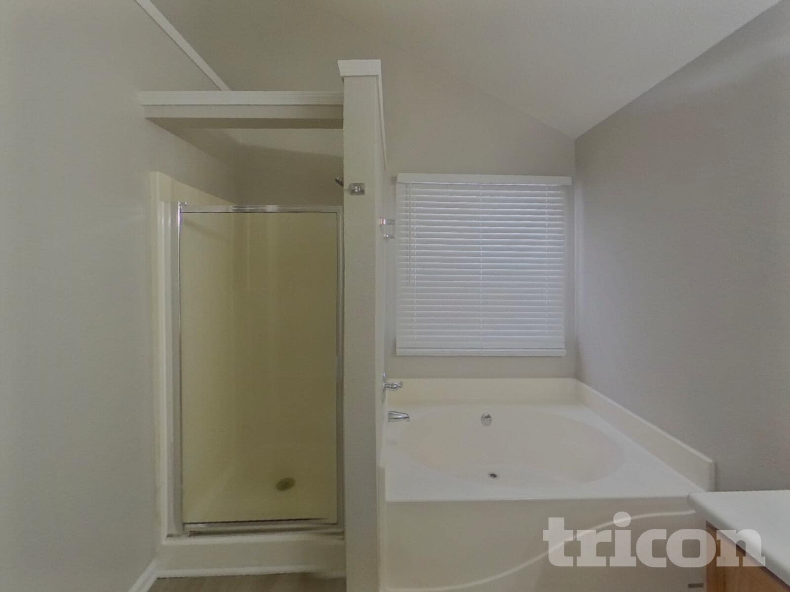 Building Photo - 4122 Ravenwood Ct