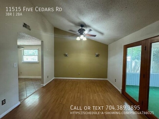 Building Photo - 11515 5 Cedars Rd