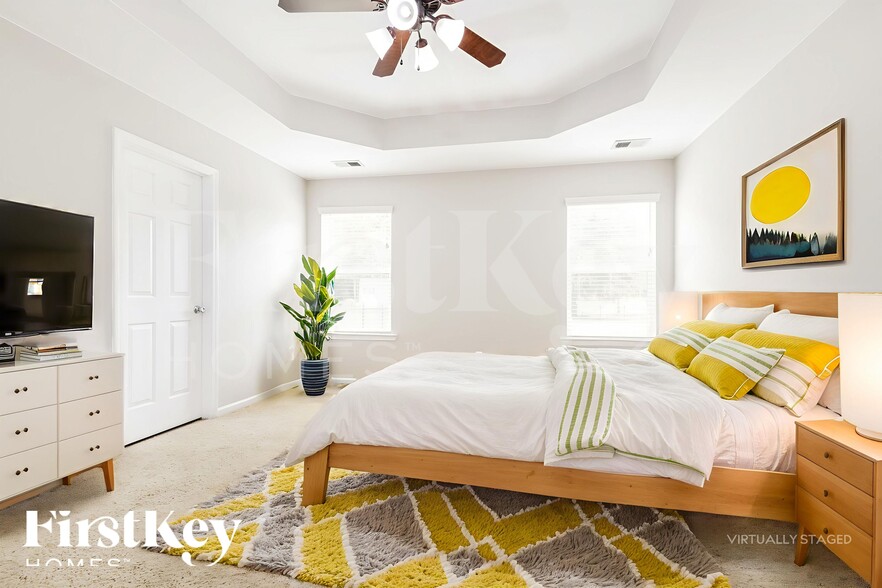 Building Photo - 120 Ellington Dr