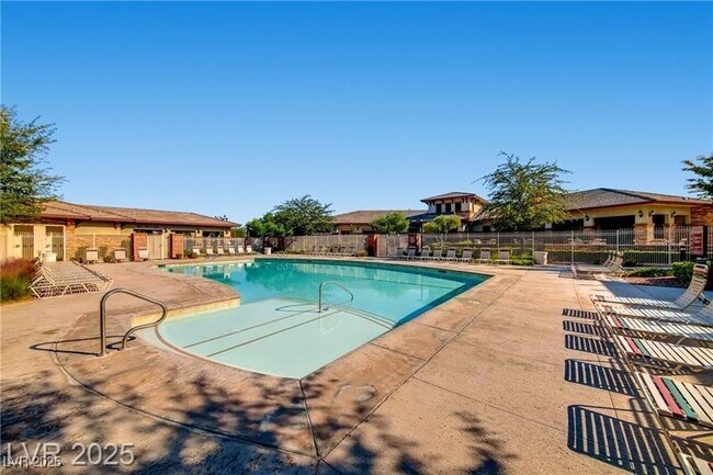 Building Photo - 10644 Tray Mountain Ave