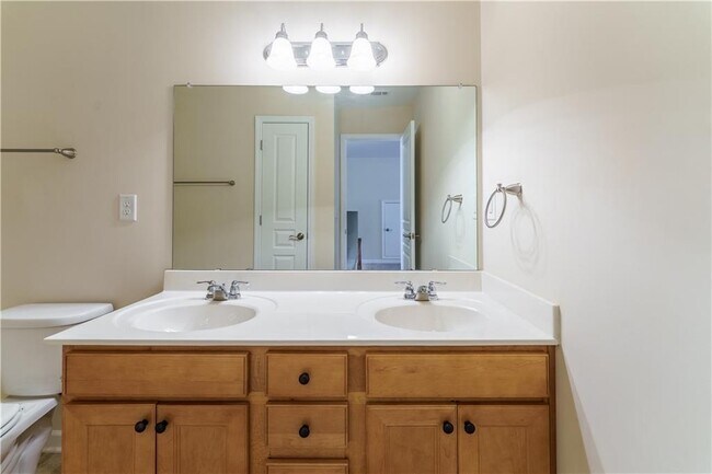 Building Photo - 3557 Ashby Pond Ln