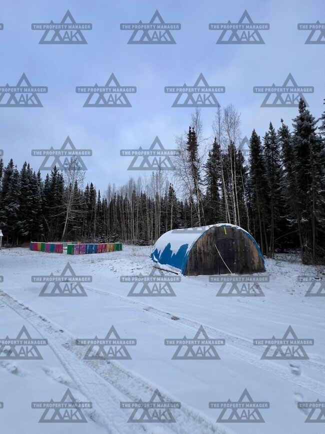 Building Photo - Spacious 3BR, 2.5BA Home off Chena Hot Springs Rd Dog Friendly