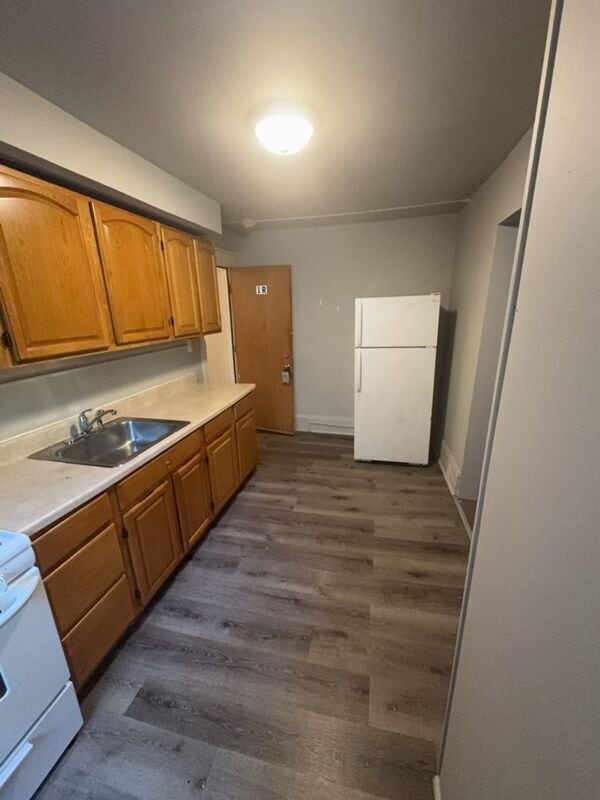 Building Photo - 209 Cattell St