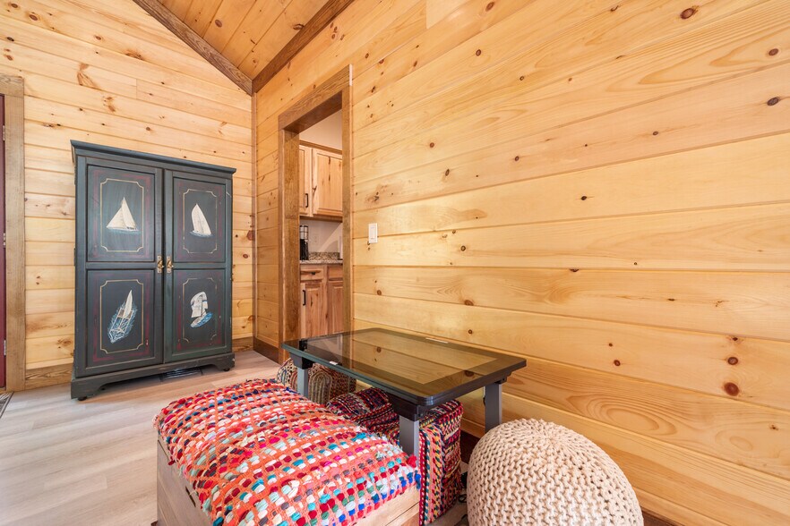 Building Photo - 131 Pier Point Dr