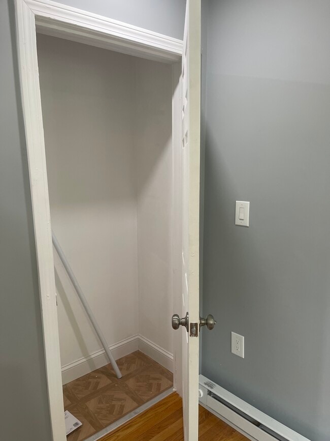 268 Draper Ave 268 Draper Ave North Attleborough MA 02760 Apartment