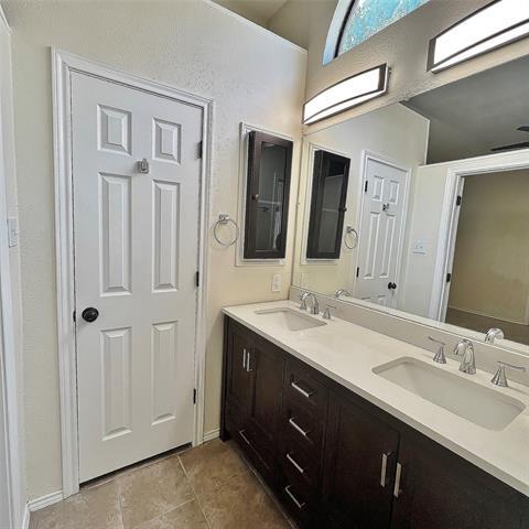 Building Photo - 4808 Waxwing Dr