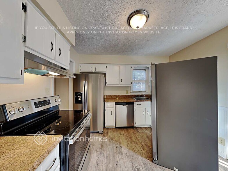 Building Photo - 6512 Cox Dr