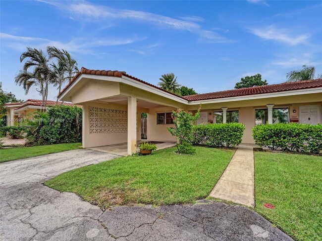 Building Photo - 1631 NE 51st St