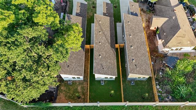 Building Photo - 2219 Hooper St