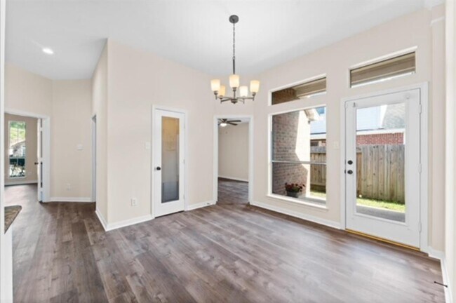 Building Photo - 7103 Hot Creek Trc