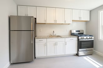 Building Photo - Michael Manor Apartment Homes