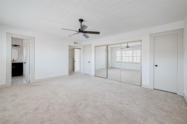 Building Photo - 4040 San Felipe St