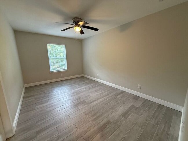 Building Photo - Gulf Breeze - Santa Rosa Shores - 2 bedroom, 1 bathroom